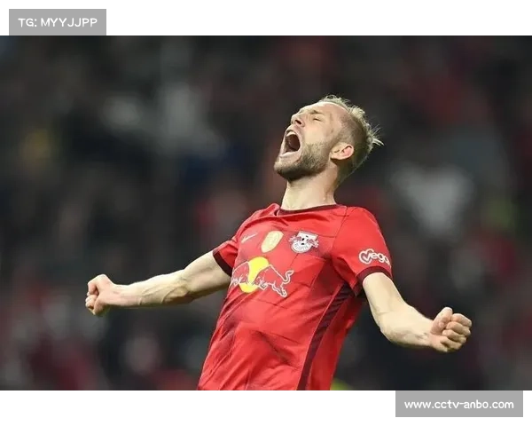 莱默脚后跟巧射首开纪录，拜仁客场闪电战破僵